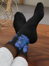 SOCKS: DELPHINIUMS BOUQUET -uniSex