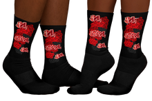 SOCKS: RED ROSES BOUQUET -uniSex