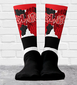 SOCKS: RED ROSES BOUQUET -uniSex
